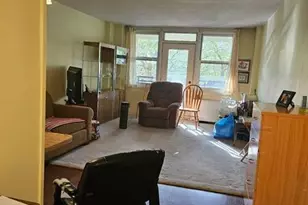 2200 N Central Road 2V, Fort Lee, NJ 07024 - Photo 3