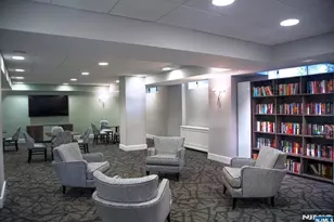 2200 N Central Road 2V, Fort Lee, NJ 07024 - Photo 19