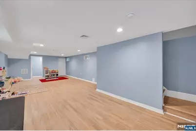 151 Field Avenue, Hasbrouck Heights, NJ 07604 - Photo 37
