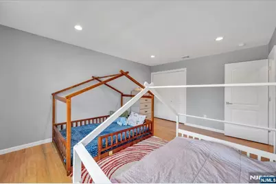 151 Field Avenue, Hasbrouck Heights, NJ 07604 - Photo 31