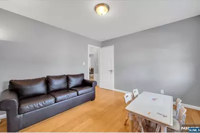 151 Field Avenue, Hasbrouck Heights, NJ 07604 - Photo 21