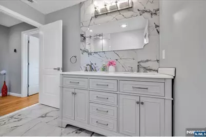 151 Field Avenue, Hasbrouck Heights, NJ 07604 - Photo 33