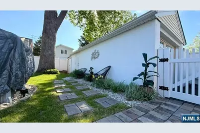 49 Orange Avenue, Elmwood Park, NJ 07407 - Photo 29