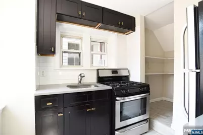 285 Orchard Terrace C-1 #C-1, Bogota, NJ 07603 - Photo 7
