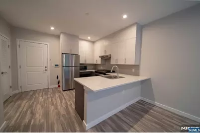 62 Broadway 205 #205, Woodcliff Lake, NJ 07677 - Photo 3