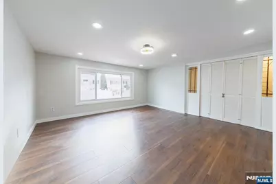 34 Kearney Street, Lyndhurst Township, NJ 07071 - Photo 11
