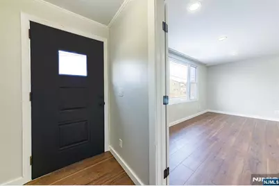 34 Kearney Street, Lyndhurst Township, NJ 07071 - Photo 3
