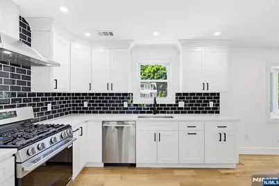 48 Kendall Drive, Sayreville, NJ 08859 - Photo 35