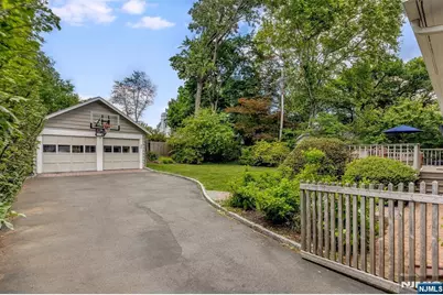 242 Forest Avenue, Glen Ridge, NJ 07028 - Photo 49