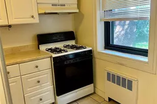 2329 Hudson Terrace B15, Fort Lee, NJ 07024 - Photo 1