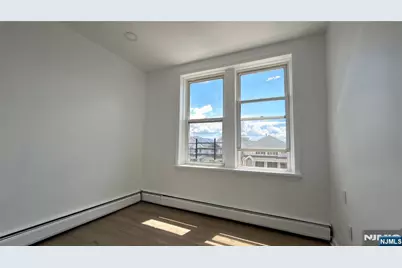 397 Avenue C 303 #303, Bayonne, NJ 07002 - Photo 7