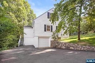154 N Franklin Tpke, Ho Ho Kus, NJ 07423 - Photo 17
