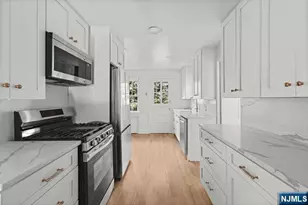 154 N Franklin Tpke, Ho Ho Kus, NJ 07423 - Photo 7