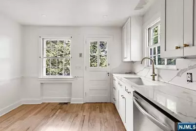 154 N Franklin Turnpike, Ho Ho Kus, NJ 07423 - Photo 5