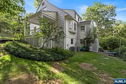 154 N Franklin Turnpike, Ho Ho Kus, NJ 07423 - Photo 15