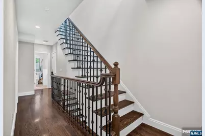 14 Hooks Lane, Edgewater, NJ 07020 - Photo 23