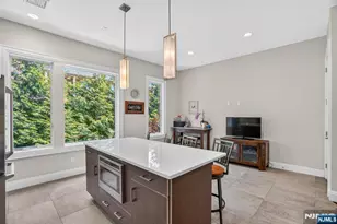 14 Hooks Ln, Edgewater, NJ 07020 - Photo 9