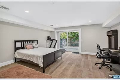 14 Hooks Lane, Edgewater, NJ 07020 - Photo 19