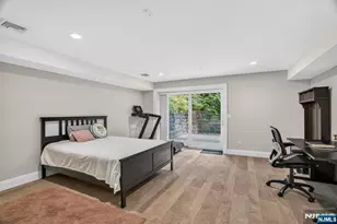 14 Hooks Ln, Edgewater, NJ 07020 - Photo 19