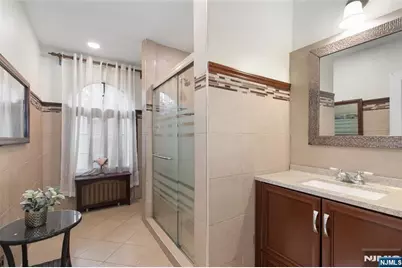 16 Summit Road, Clifton, NJ 07012 - Photo 13