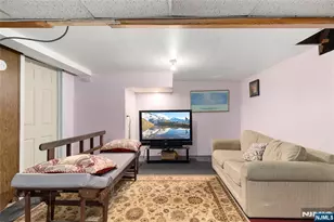 16 Summit Rd, Clifton, NJ 07012 - Photo 21