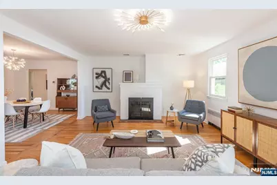 110 Woodlawn Avenue, Clifton, NJ 07013 - Photo 5