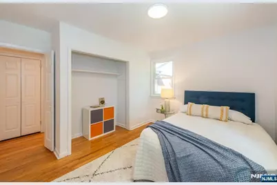 110 Woodlawn Avenue, Clifton, NJ 07013 - Photo 21