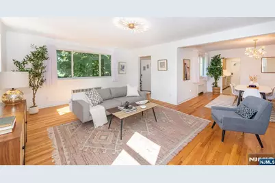 110 Woodlawn Avenue, Clifton, NJ 07013 - Photo 9
