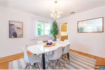 110 Woodlawn Avenue, Clifton, NJ 07013 - Photo 11