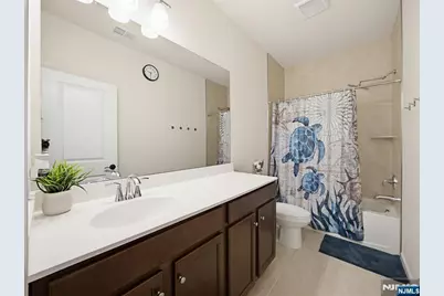 44 Leahy Drive, Wood Ridge, NJ 07075 - Photo 27