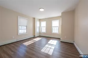 238 Van Ave, Pompton Lakes, NJ 07442 - Photo 19