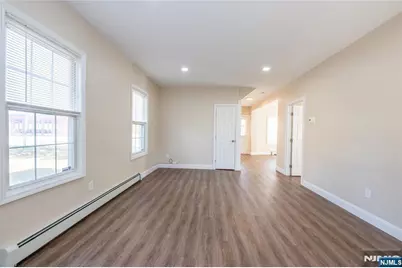 238 Van Avenue, Pompton Lakes, NJ 07442 - Photo 11