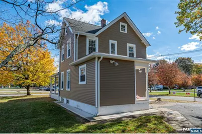 238 Van Avenue, Pompton Lakes, NJ 07442 - Photo 7