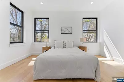 113 Oak Street, Jersey City, NJ 07304 - Photo 13