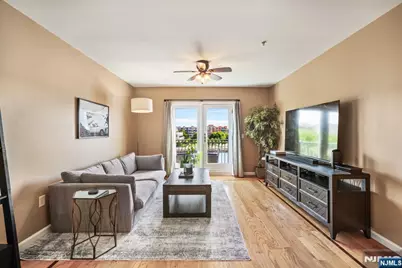 345 The Promenade, Edgewater, NJ 07020 - Photo 15