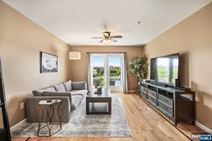 345 The Promenade, Edgewater, NJ 07020 - Photo 15