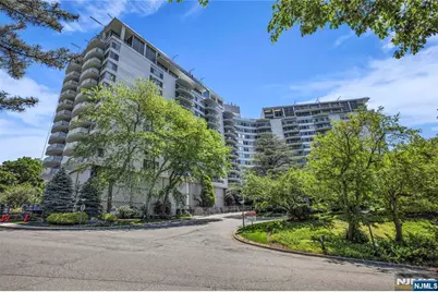1 Claridge Drive 212 #212, Verona, NJ 07044 - Photo 11