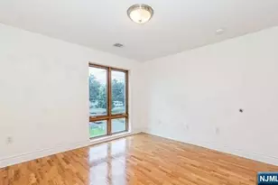 17 Meadow Road 302, Rutherford, NJ 07070 - Photo 15
