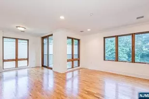 17 Meadow Road 302, Rutherford, NJ 07070 - Photo 5