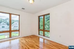 17 Meadow Road 302, Rutherford, NJ 07070 - Photo 13