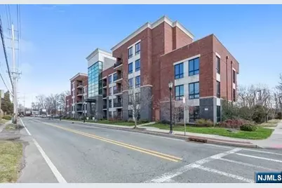 17 Meadow Road 302 #302, Rutherford, NJ 07070 - Photo 19
