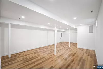 496 Central Avenue, Carlstadt, NJ 07072 - Photo 31