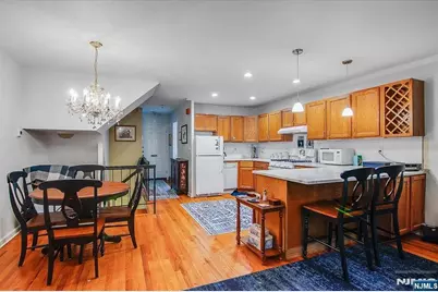 181 Long Hill Road, Little Falls Township, NJ 07424 - Photo 7