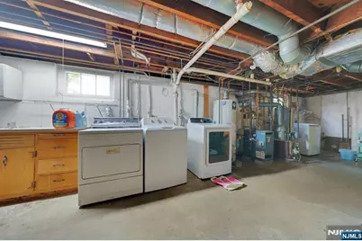 316 Sanford Avenue, Lyndhurst Township, NJ 07071 - Photo 25