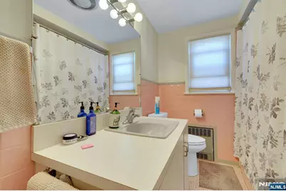 316 Sanford Avenue, Lyndhurst Township, NJ 07071 - Photo 21