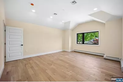33 Lincoln Avenue, River Edge, NJ 07661 - Photo 23