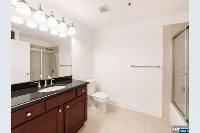 5512 City Place 5512 #5512, Edgewater, NJ 07020 - Photo 11