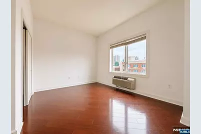 5512 City Place 5512 #5512, Edgewater, NJ 07020 - Photo 17