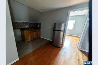 25 Maple Avenue, Irvington, NJ 07111 - Photo 7