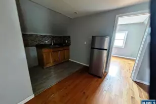 25 Maple Ave, Irvington, NJ 07111 - Photo 7